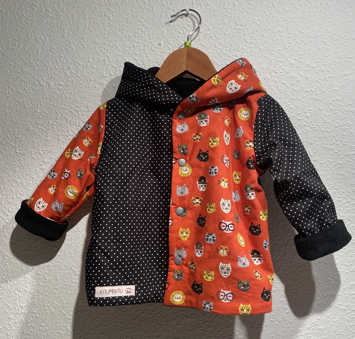 Photo de la veste pour enfant KABUKI chat orange noir